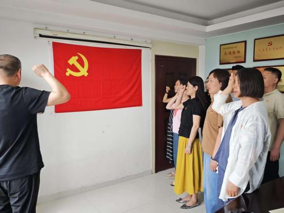 严守八项规定 喜迎“七一”华诞——华体会手机网页版登录入口-华体会(中国)
咨询党支部组织开展迎“七一”主题党日活动